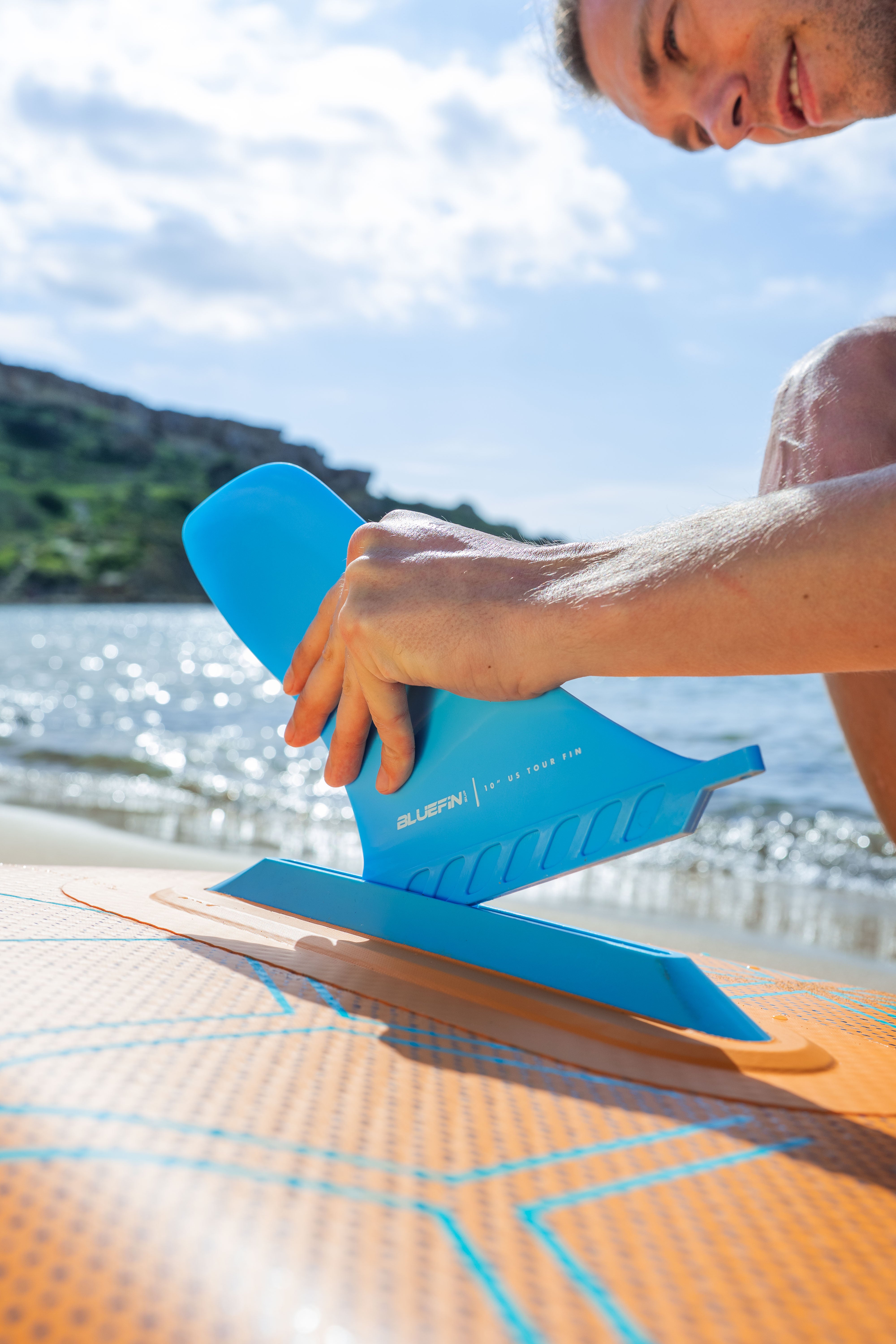 How to Install Universal Touring Fin